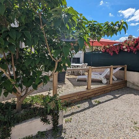 Spacious Nest With Terrace Near The Beach Saint-Hilaire-de-Talmont Exterior foto