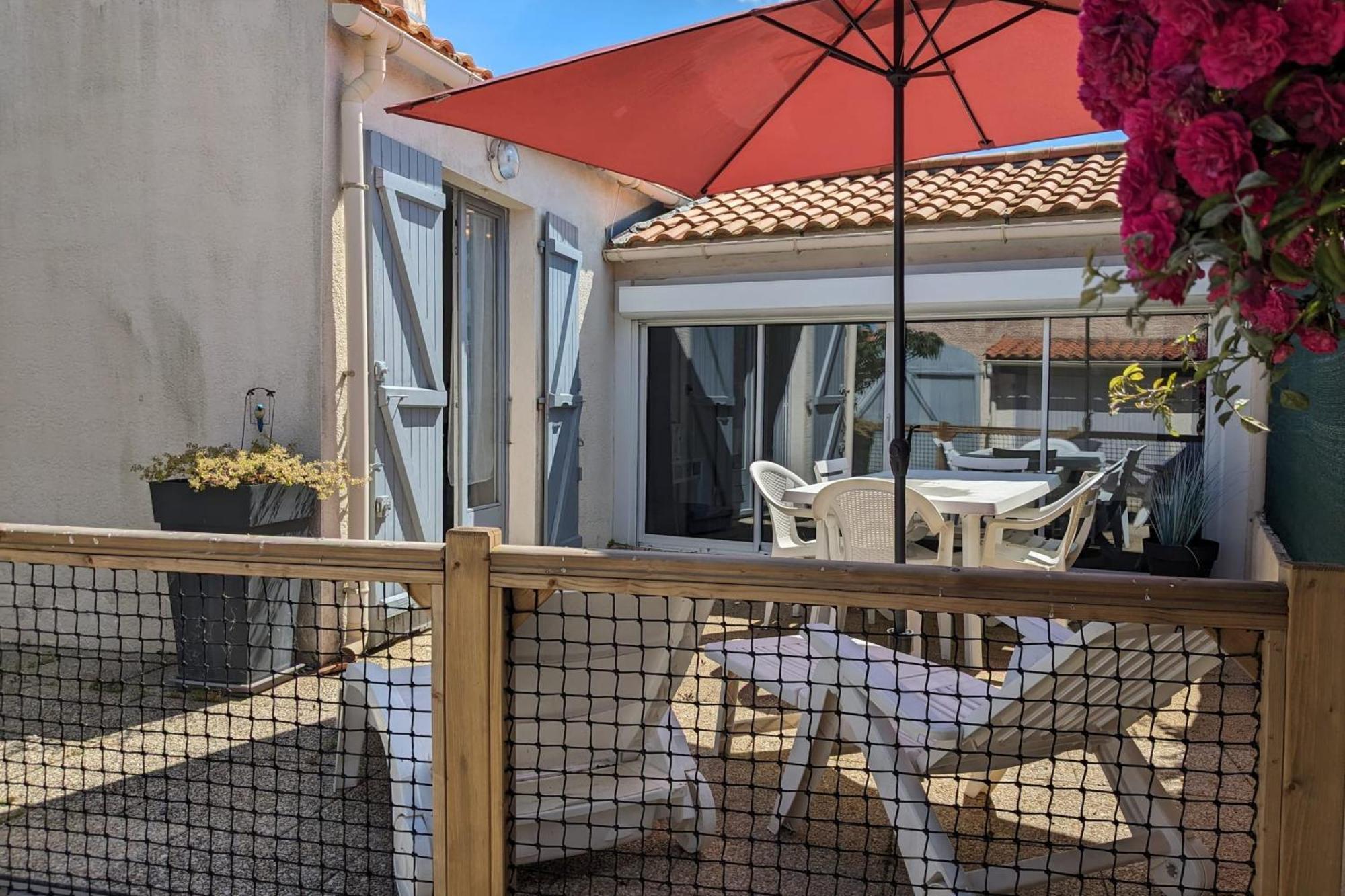 Spacious Nest With Terrace Near The Beach Saint-Hilaire-de-Talmont Exterior foto